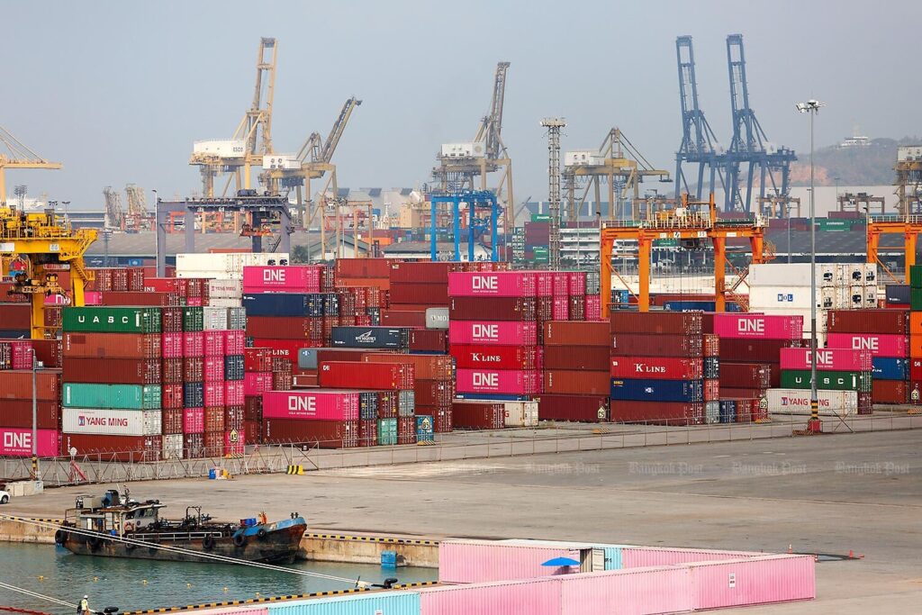 pursue a free trade deal